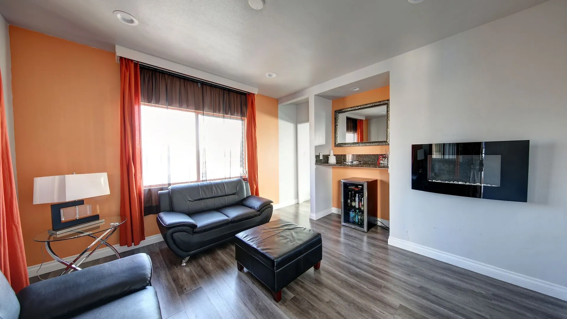 ***  La Adventurer Hotel Inglewood United States