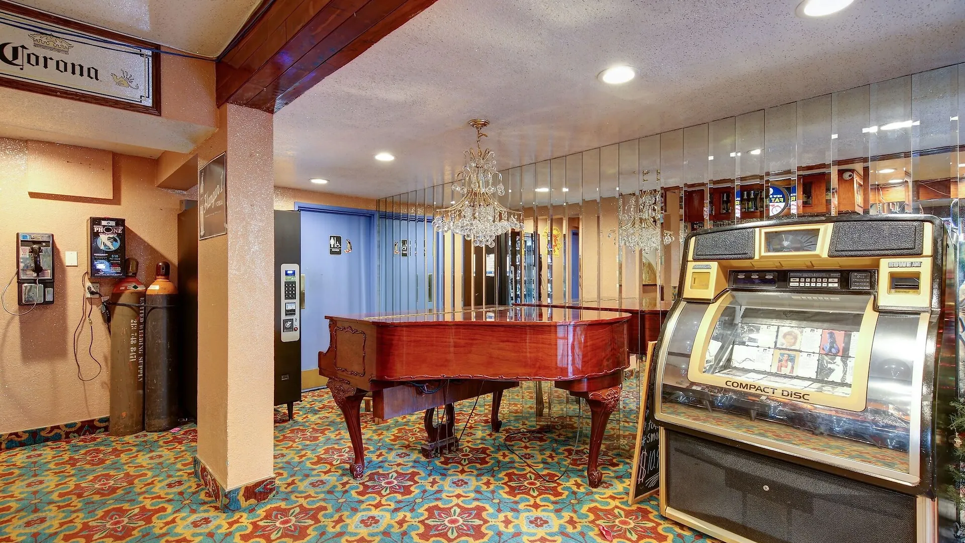 La Adventurer Hotel Inglewood 3*,
