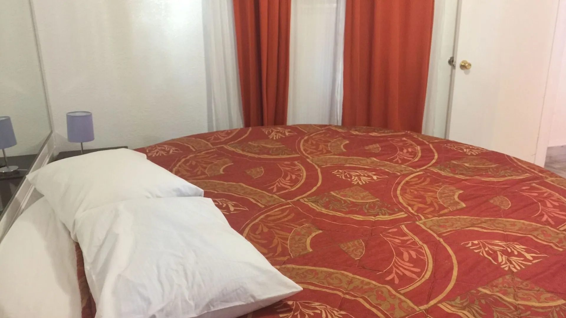 La Adventurer Hotel Inglewood