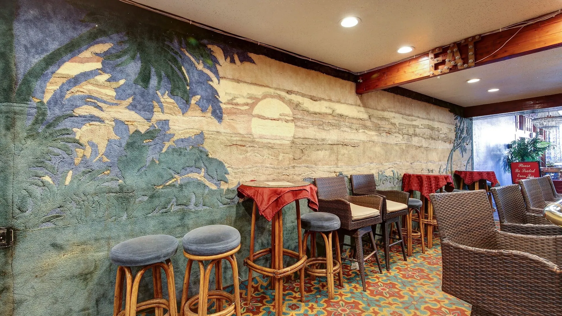 La Adventurer Hotel Inglewood 3*,